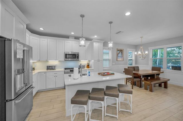 204 GULF BOULEVARD, Indian Rocks Beach, FL 33785