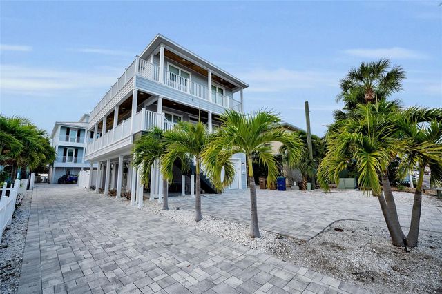 204 GULF BOULEVARD, Indian Rocks Beach, FL 33785