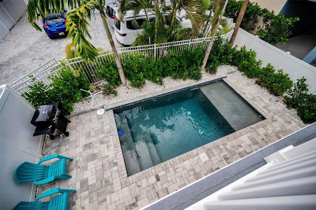 204 GULF BOULEVARD, Indian Rocks Beach, FL 33785