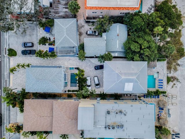 204 GULF BOULEVARD, Indian Rocks Beach, FL 33785