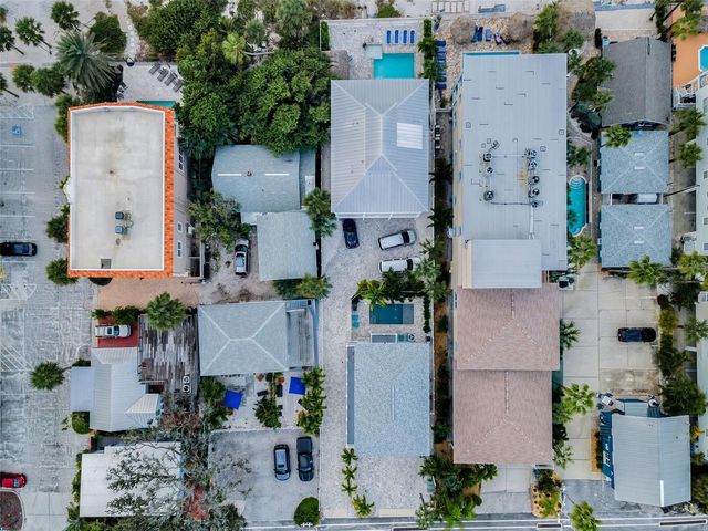 204 GULF BOULEVARD, Indian Rocks Beach, FL 33785