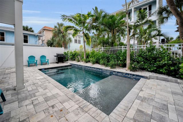 204 GULF BOULEVARD, Indian Rocks Beach, FL 33785