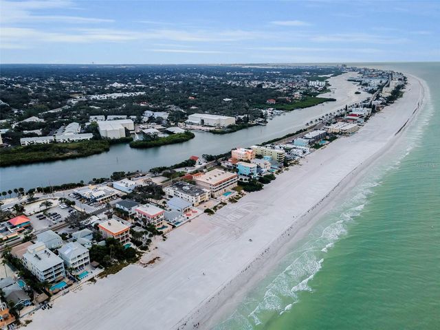 204 GULF BOULEVARD, Indian Rocks Beach, FL 33785