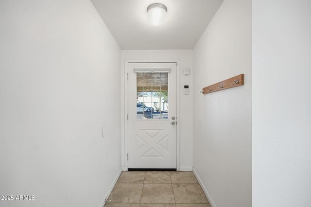 1513 W COLT Road, Chandler, AZ 85224