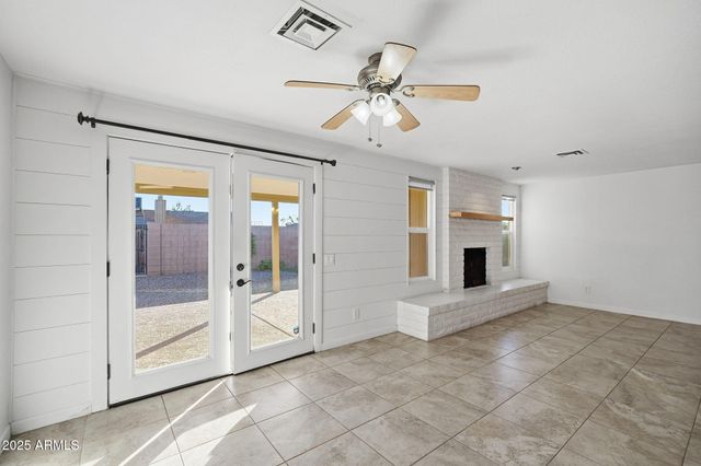 1513 W COLT Road, Chandler, AZ 85224