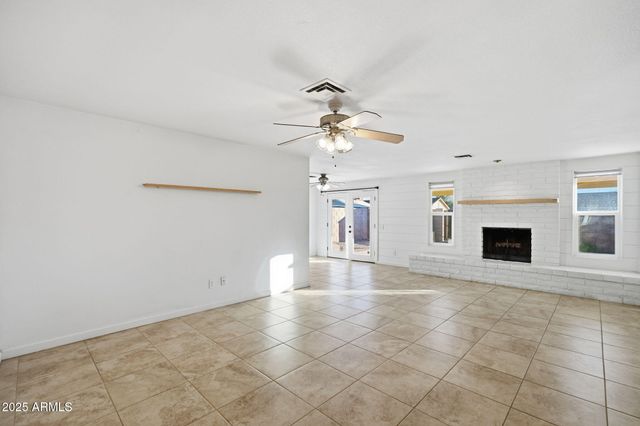 1513 W COLT Road, Chandler, AZ 85224