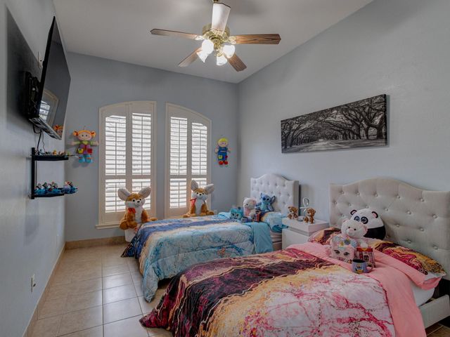8518 Durango Valley Lane, Cypress, TX 77433