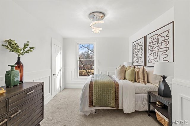 7430 Trenton Avenue, University City, MO 63130