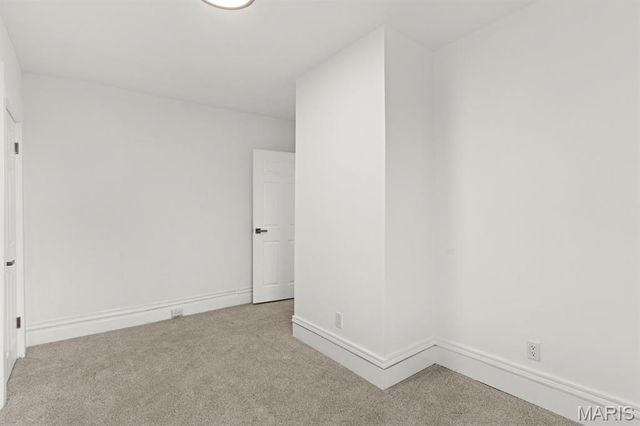 7430 Trenton Avenue, University City, MO 63130