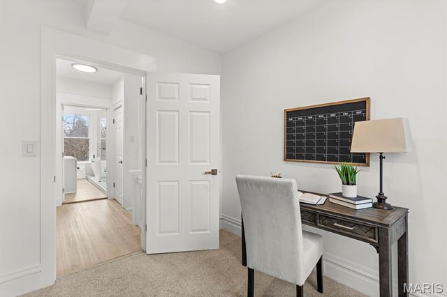 7430 Trenton Avenue, University City, MO 63130