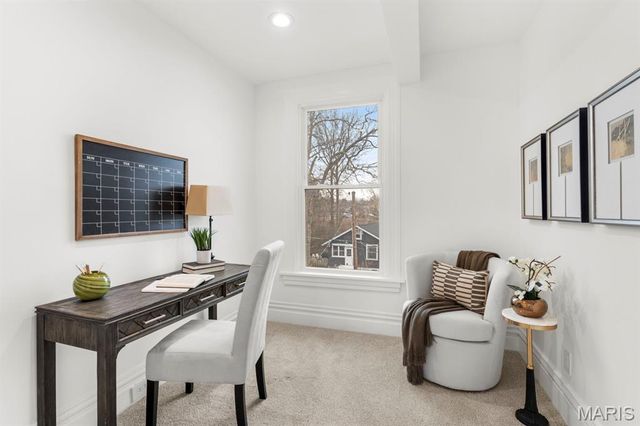 7430 Trenton Avenue, University City, MO 63130