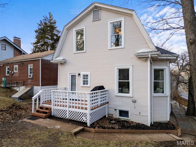 7430 Trenton Avenue, University City, MO 63130