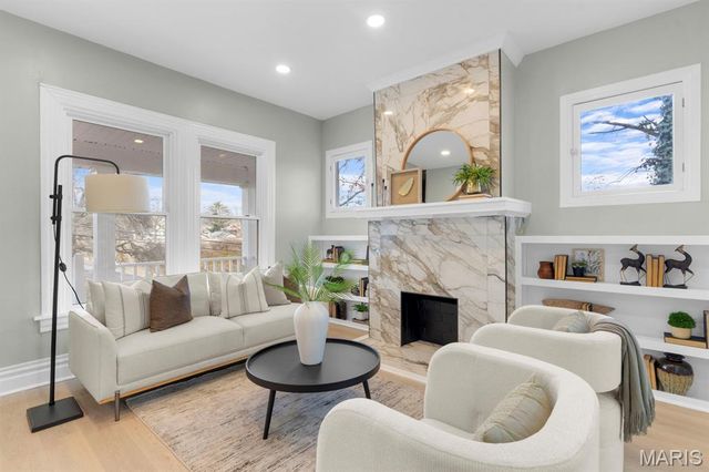 7430 Trenton Avenue, University City, MO 63130