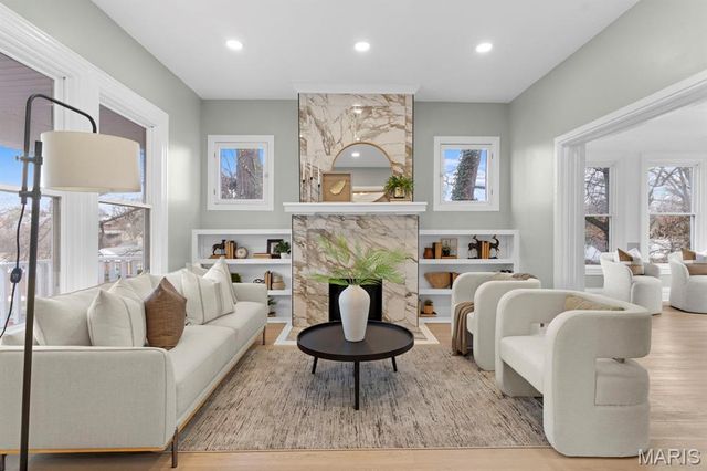 7430 Trenton Avenue, University City, MO 63130