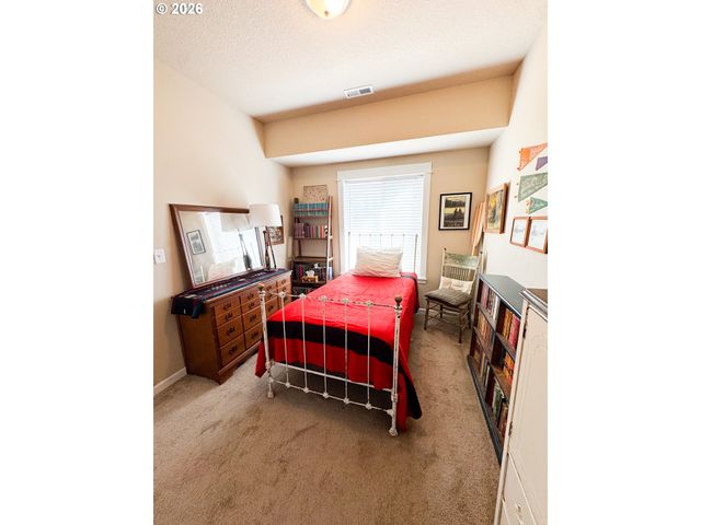 35640 ELK MEADOWS Dr, St Helens, OR 97051