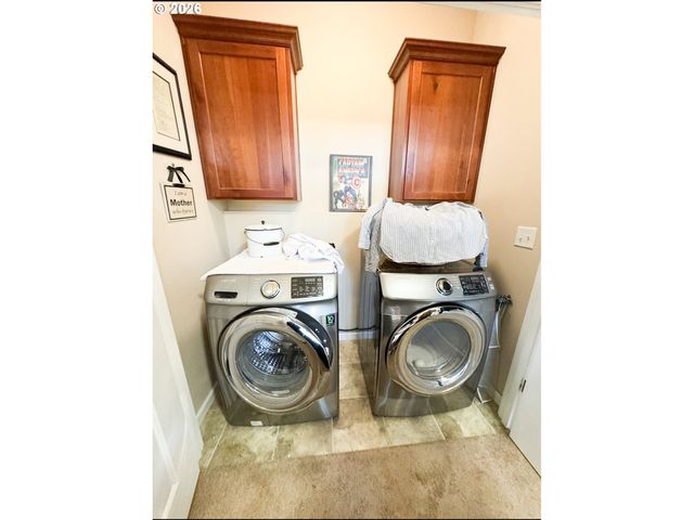 35640 ELK MEADOWS Dr, St Helens, OR 97051