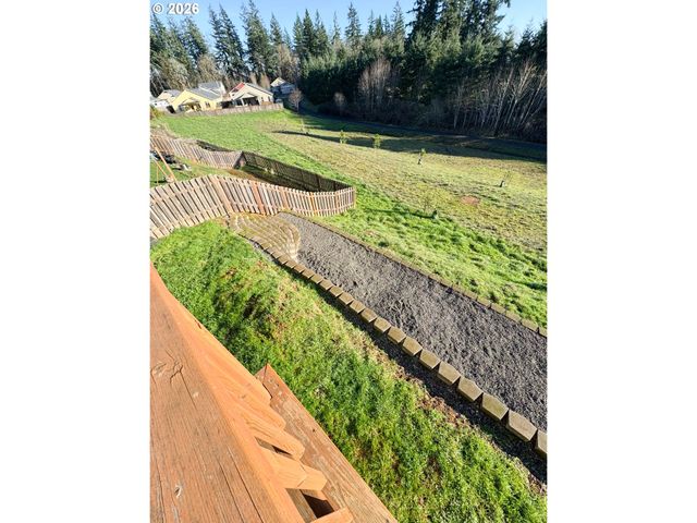 35640 ELK MEADOWS Dr, St Helens, OR 97051