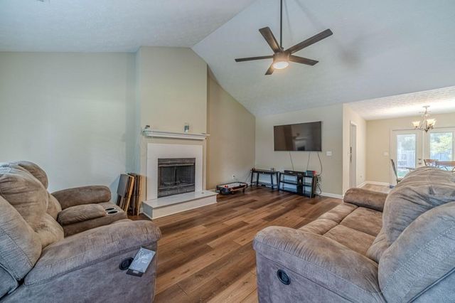 4180 Fox Chase Drive, Loganville, GA 30052