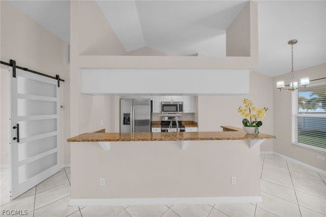 2614 Embers PKWY W, Cape Coral, FL 33993