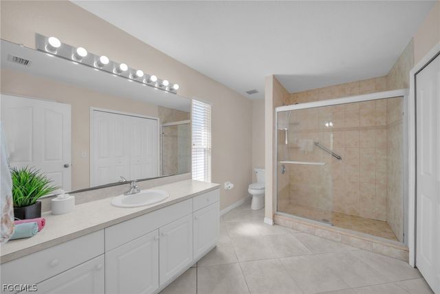 2614 Embers PKWY W, Cape Coral, FL 33993