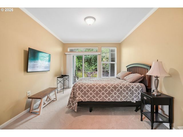 810 SPRINGTREE Ln, West Linn, OR 97068