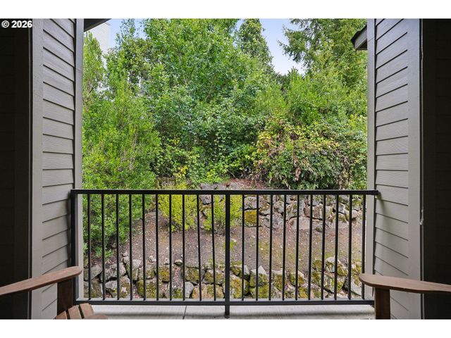 810 SPRINGTREE Ln, West Linn, OR 97068
