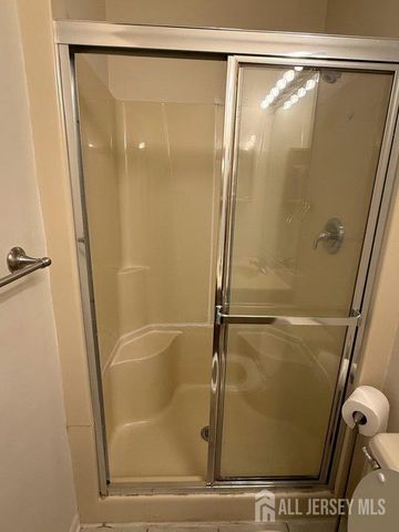 12 Sunflower Court, Edison, NJ 08820