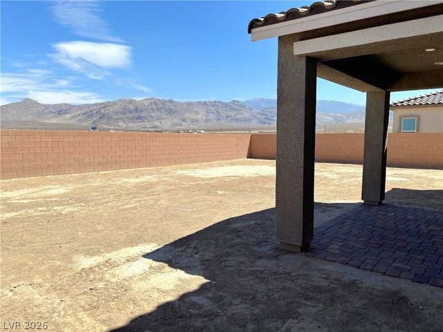 5688 East Badlands Lane, Pahrump, NV 89061