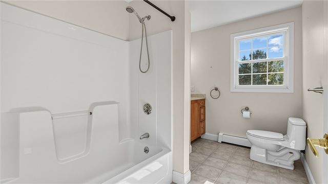 106 Cedar Avenue, Portsmouth, RI 02871