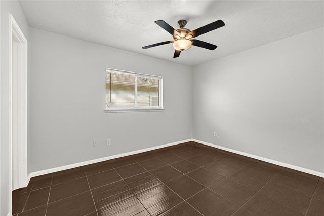 1831 Mickle Creek Drive, Houston, TX 77049