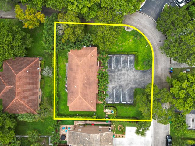 4280 NW 114th Ter, Coral Springs, FL 33065