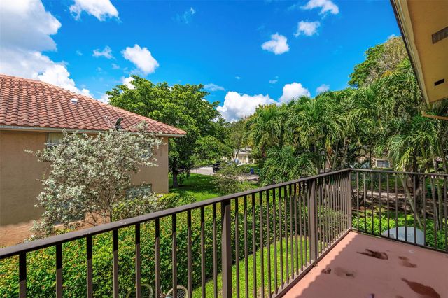 4280 NW 114th Ter, Coral Springs, FL 33065