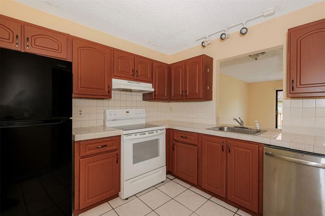 4280 NW 114th Ter, Coral Springs, FL 33065