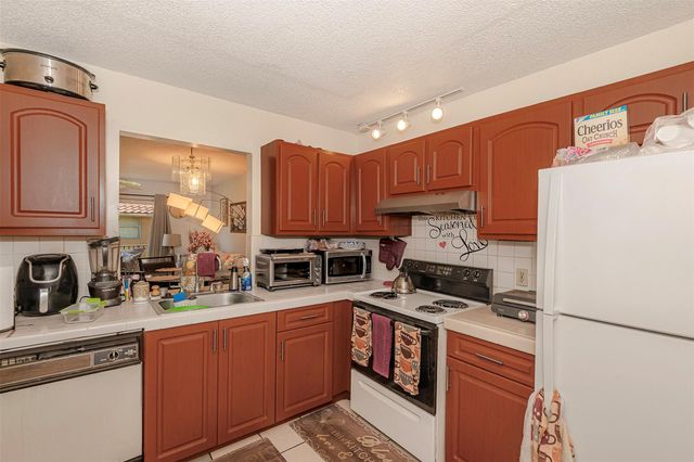 4280 NW 114th Ter, Coral Springs, FL 33065