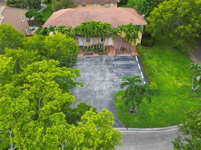 4280 NW 114th Ter, Coral Springs, FL 33065
