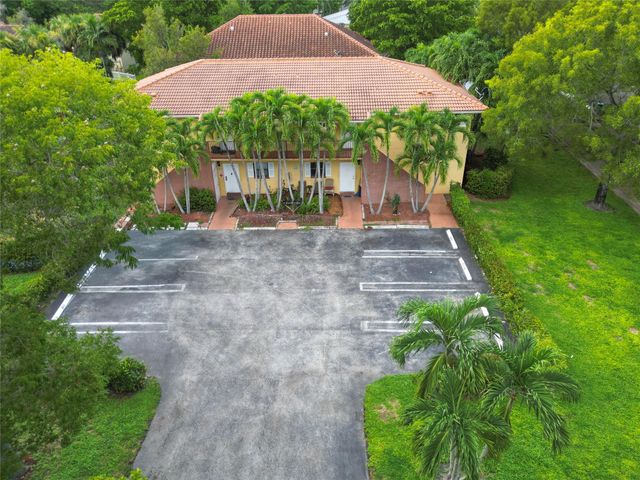 4280 NW 114th Ter, Coral Springs, FL 33065