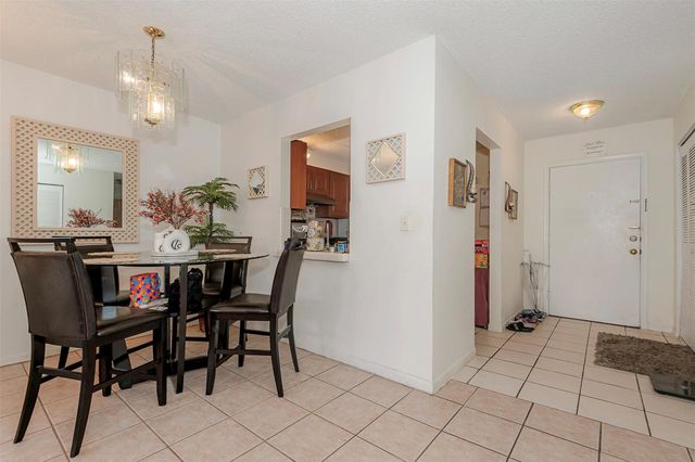 4280 NW 114th Ter, Coral Springs, FL 33065