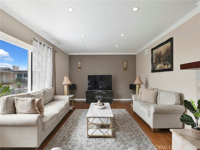 500 Via Providencia, Burbank, CA 91501