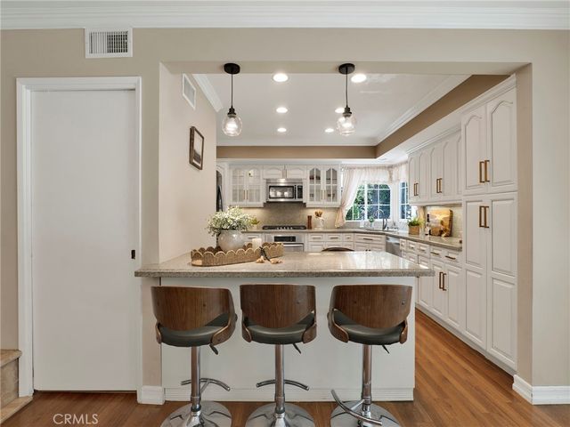 500 Via Providencia, Burbank, CA 91501