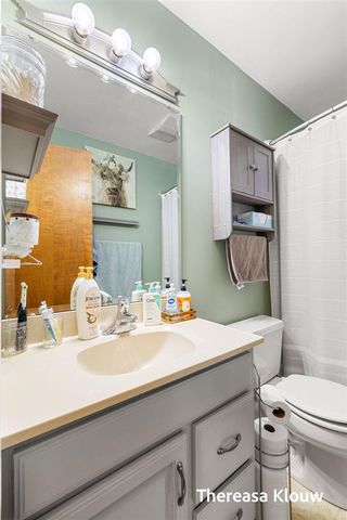 15701 Charles Court, Grand Haven, MI 49417