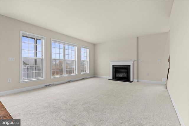 1002 KAVANAGH CIR, Red Lion, PA 17356