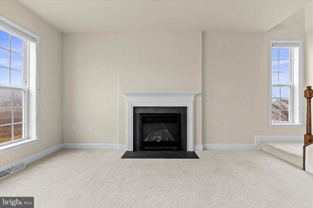 1002 KAVANAGH CIR, Red Lion, PA 17356