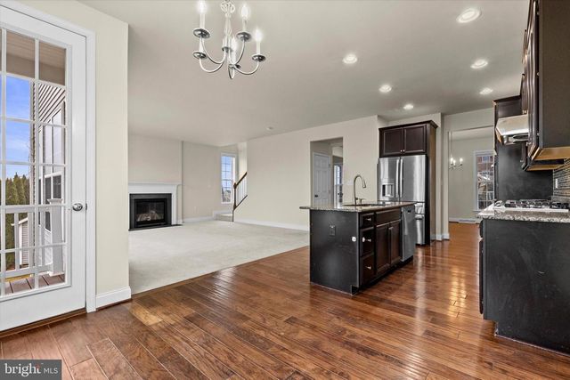 1002 KAVANAGH CIR, Red Lion, PA 17356