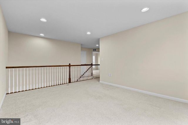 1002 KAVANAGH CIR, Red Lion, PA 17356