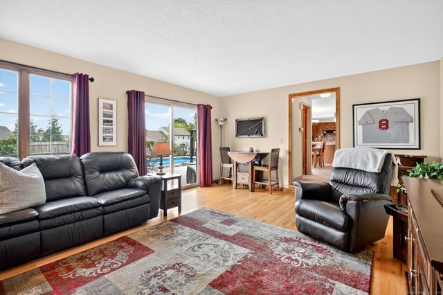 4 Sunset Drive, Wallingford, CT 06492