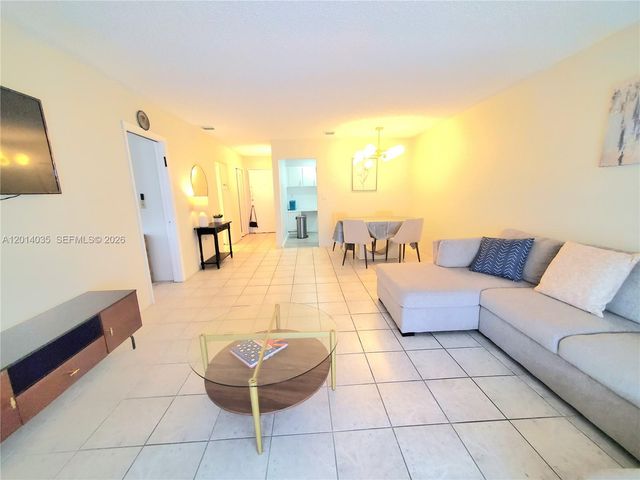 16801 NE 13th Ave 314, Miami, FL 33162