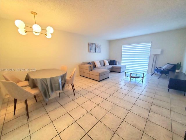 16801 NE 13th Ave 314, Miami, FL 33162