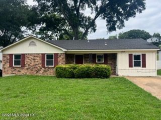 2320 Colonial Hills Drive, Southaven, MS 38671