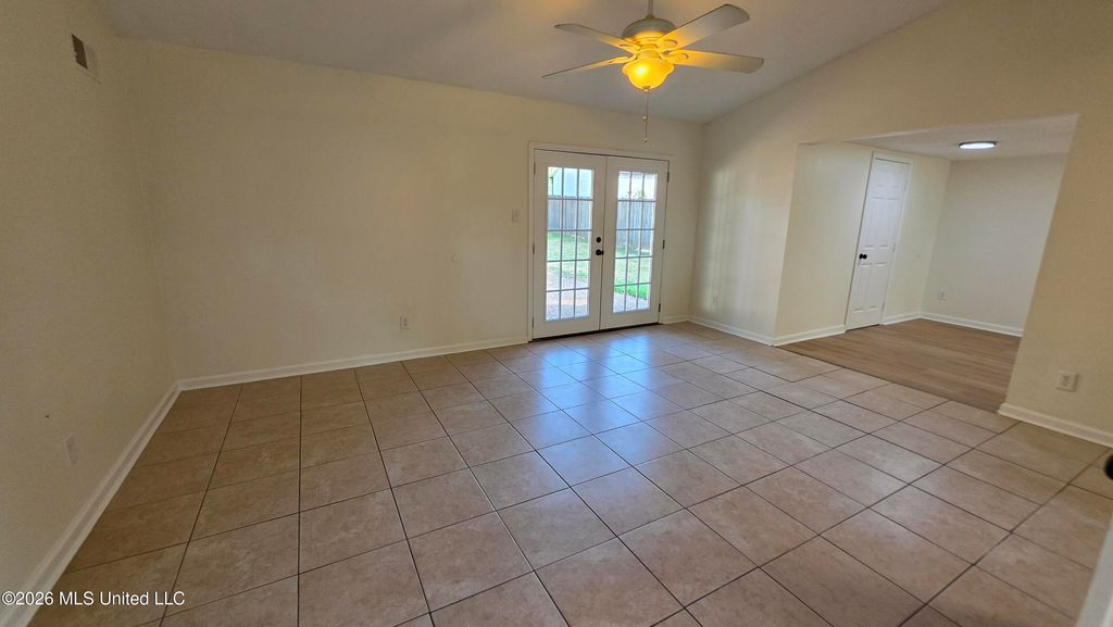 2320 Colonial Hills Drive, Southaven, MS 38671 — photo 2