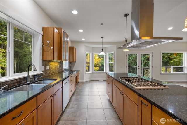 12106 109th Street NW, Gig Harbor, WA 98329